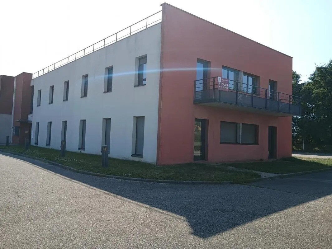 580 Rue Lavoisier, Péronnas à vendre Photo principale– Image 1 sur 1