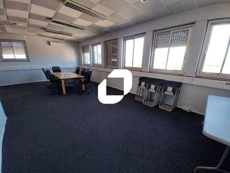 34-36 Avenue Des Bruyères, Décines-Charpieu à louer - Photo de l’immeuble – Image 2 sur 21