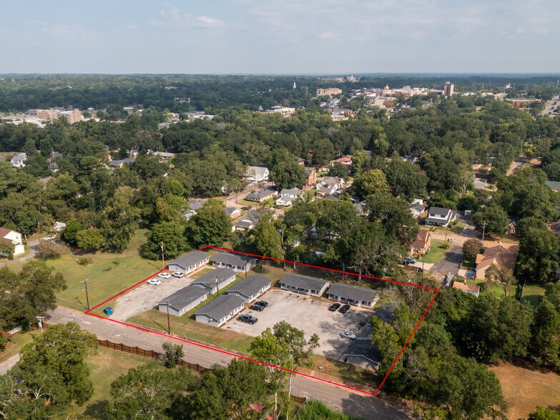 411 Johnson St, Marshall, TX à vendre - Photo de l’immeuble – Image 3 sur 20