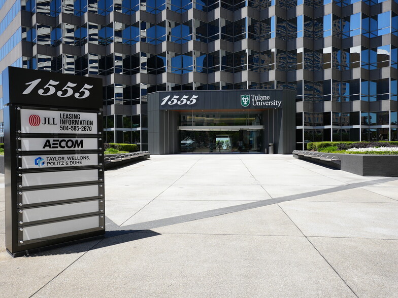 1555 Poydras St, New Orleans, LA à louer - Photo de l’immeuble – Image 3 sur 7