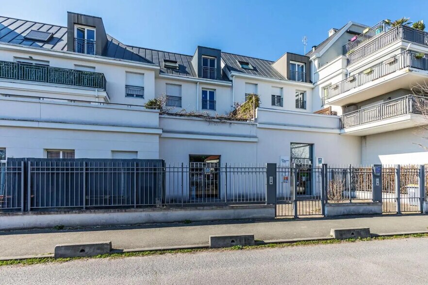 3 Rue Louis Pergaud, Sartrouville à vendre - Photo de l’immeuble – Image 2 sur 15