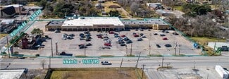 Plus de détails pour 302 N Main St, Highlands, TX - Local commercial à louer