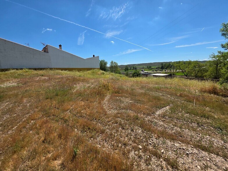 Terrain dans Titulcia, Madrid à vendre - Photo de l’immeuble – Image 2 sur 9