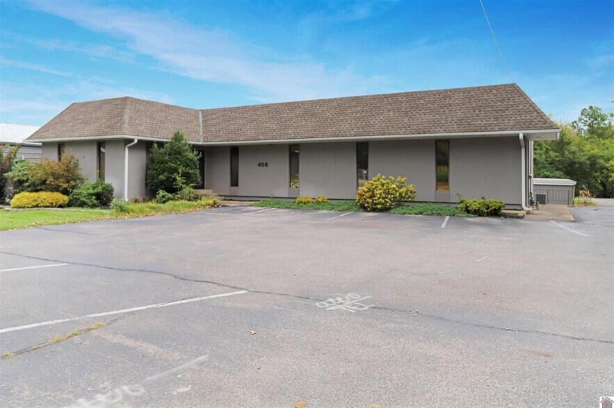 406 N 4th St, Murray, KY à vendre - Photo de l’immeuble – Image 1 sur 18