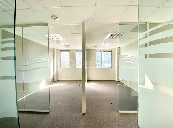 Bureau dans Lyon à vendre - Photo de l’immeuble – Image 3 sur 12