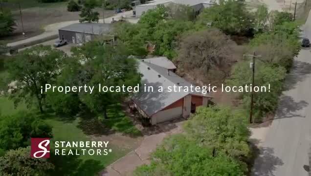 1262 W State Highway 71, Bastrop, TX à louer - Vidéo sur l’annonce professionnelle – Image 2 sur 23