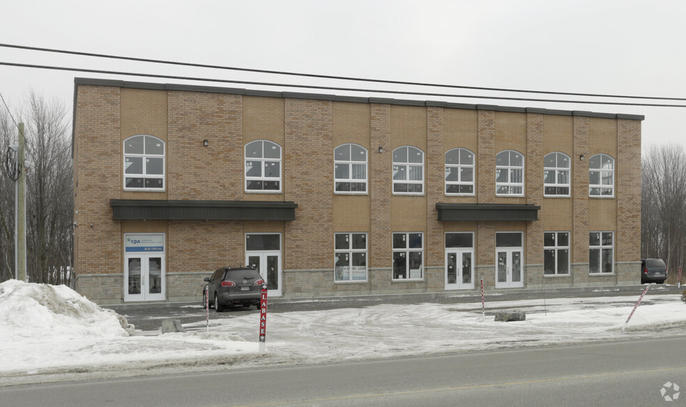 301 Montée du Comté, Les Coteaux, QC à louer - Photo de l’immeuble – Image 2 sur 3