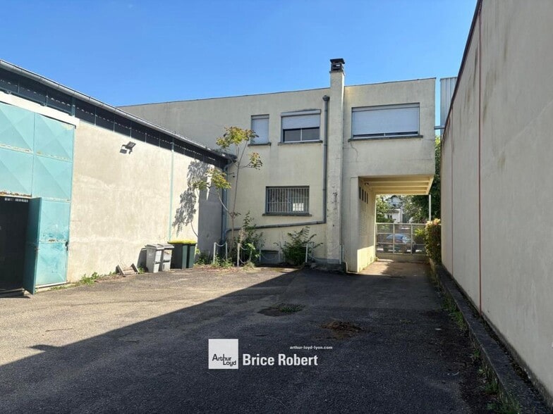 17 Rue Vaucanson, Décines-Charpieu à vendre - Photo de l’immeuble – Image 3 sur 6