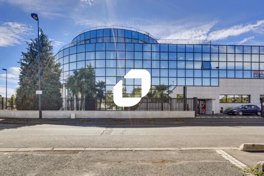 Bureau dans Champigny-sur-Marne à louer - Photo de l’immeuble – Image 1 sur 11