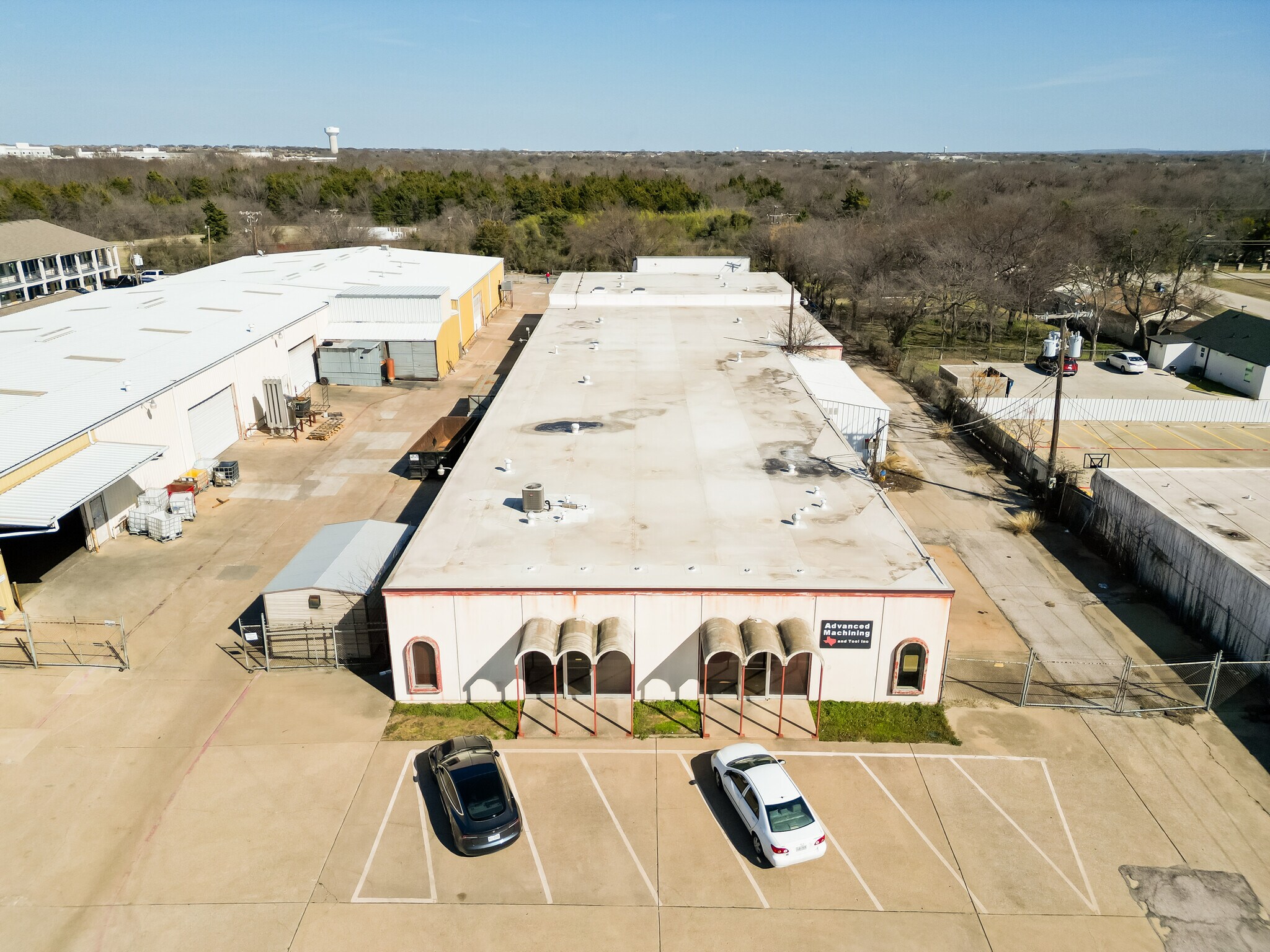 1616 N Interstate 35 N, Lancaster, TX à vendre Photo principale– Image 1 sur 41