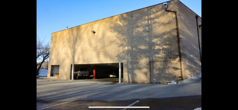 2405 Hamburg Tpke, Wayne, NJ à louer - Photo de l’immeuble – Image 3 sur 11