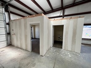 4305 FM 1187, Burleson, TX à louer Photo intérieure– Image 2 sur 12