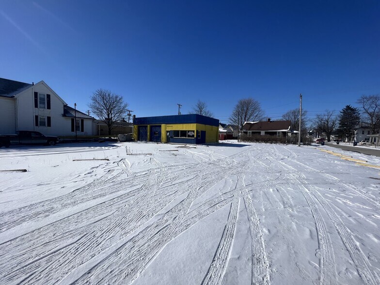 452 N Main St, Frankfort, IN à vendre - Photo de l’immeuble – Image 2 sur 2