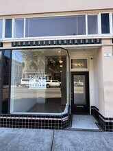 448 College St, Woodland, CA à louer Photo intérieure– Image 2 sur 8