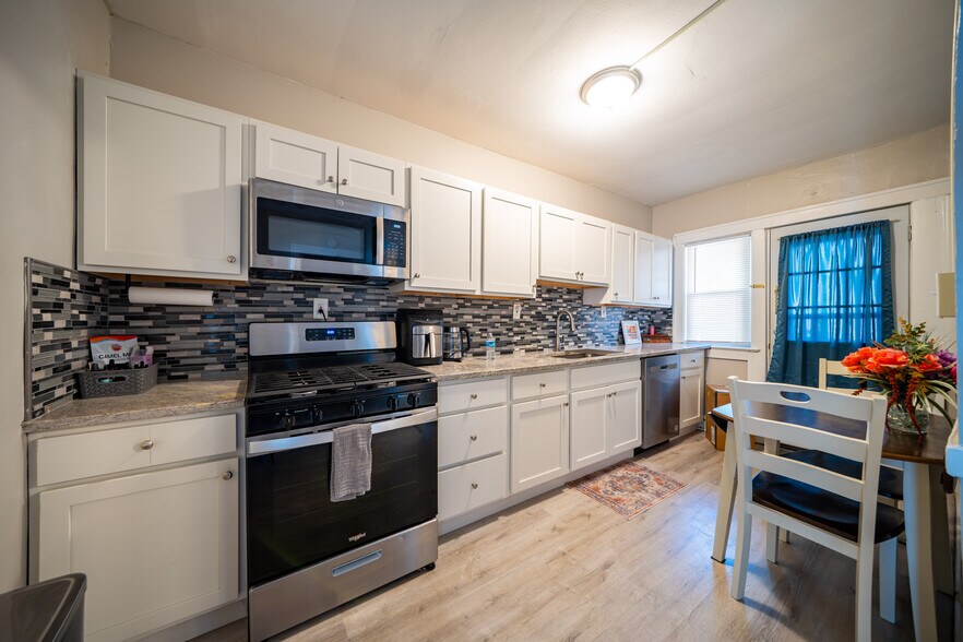 Lakewood 30 portefeuille de 3 biens à vendre sur LoopNet.fr - Photo de l’immeuble – Image 3 sur 16