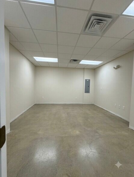 6849 Bird Rd, Miami, FL à louer - Photo de l’immeuble – Image 2 sur 22