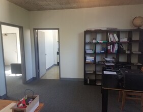 5919 W 3rd St, Los Angeles, CA à louer Photo intérieure– Image 1 sur 4