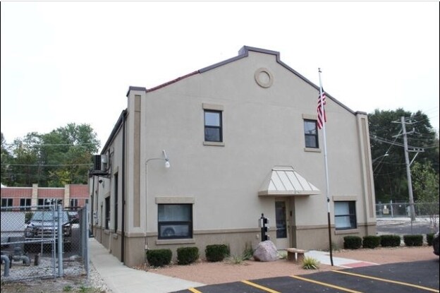 15790 New Ave, Lemont, IL à louer Photo principale– Image 1 sur 21