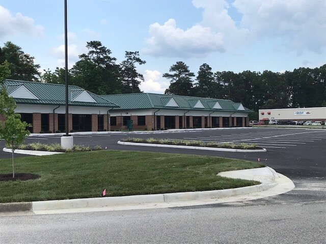 4130 Crossings Ct, Prince George, VA à louer - Photo de l’immeuble – Image 3 sur 8