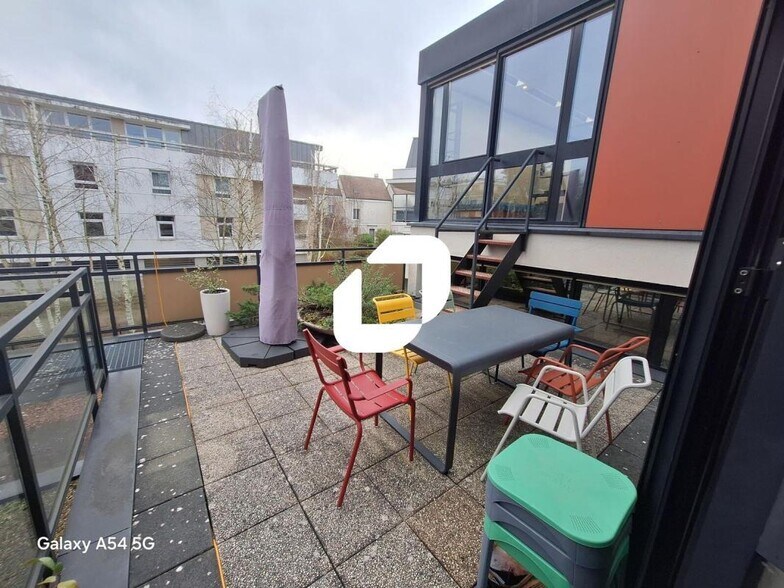 Bureau dans Sèvres à louer - Photo de l’immeuble – Image 2 sur 6