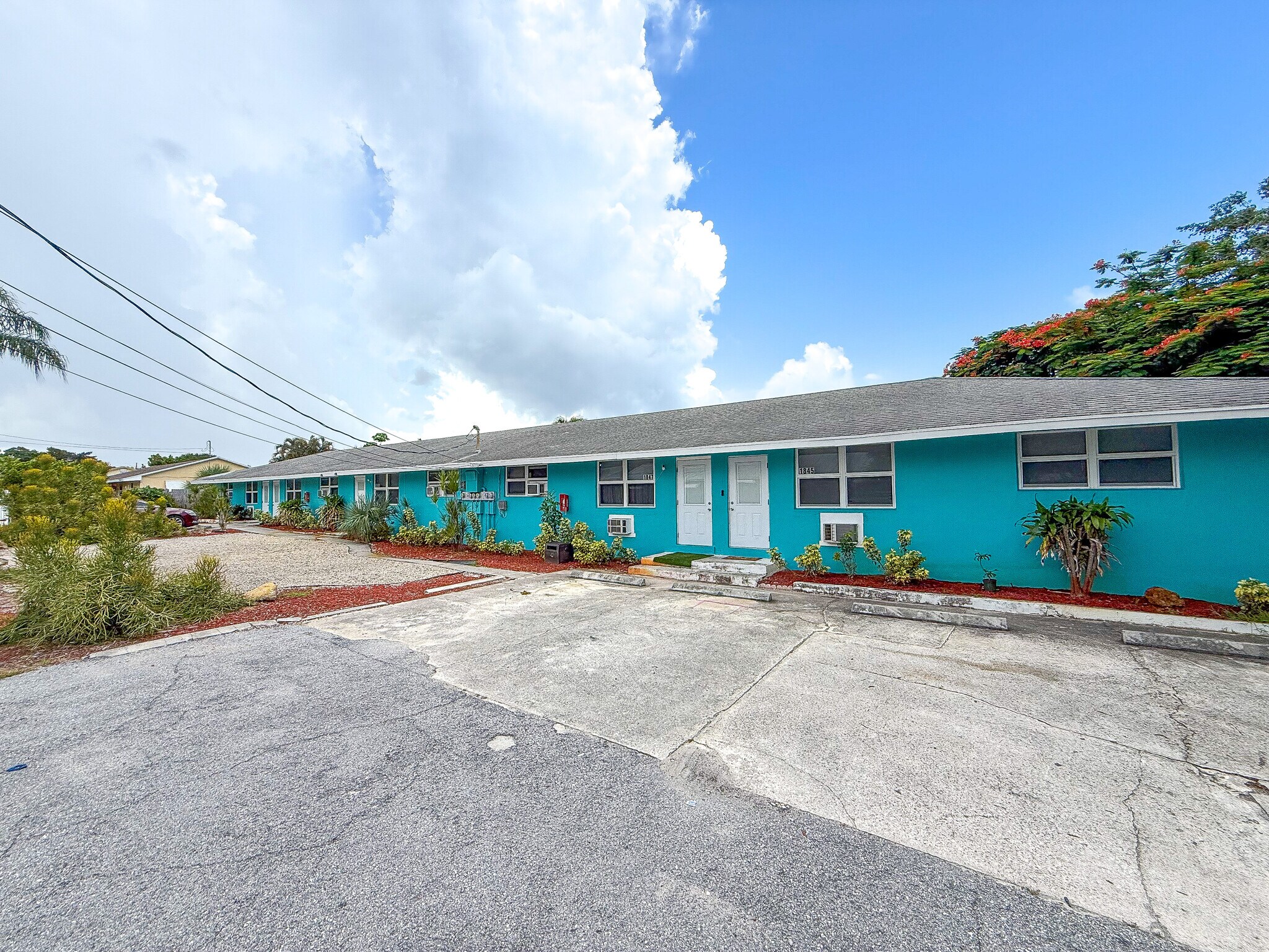 1845 Dillone Ln, North Palm Beach, FL à vendre Photo principale– Image 1 sur 12