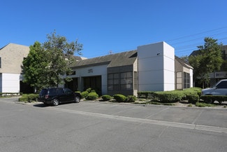 Plus de détails pour 1572 N Batavia St, Orange, CA - Local d’activités à vendre
