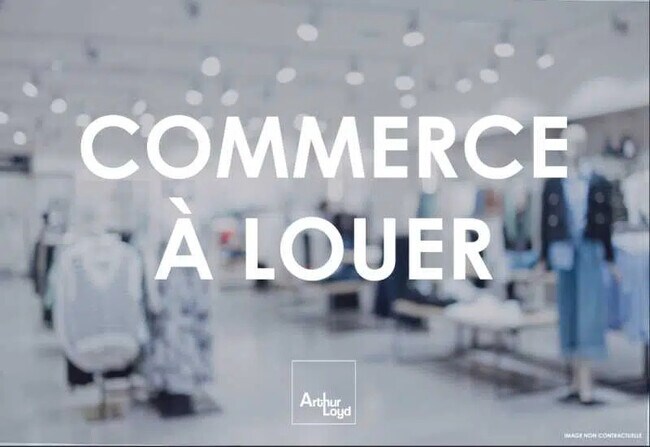Plus de détails pour 332 Rue De La Revolution Francaise, Saint-Maximin - Local commercial à louer