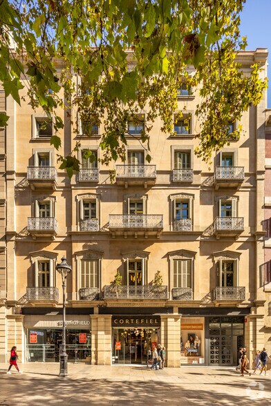 Avinguda del Portal de l'Àngel, 38, Barcelone, Barcelona à louer - Photo principale – Image 1 sur 3