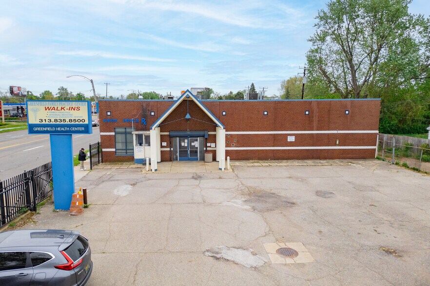 19141 Greenfield Rd, Detroit, MI à vendre - Photo de l’immeuble – Image 2 sur 6