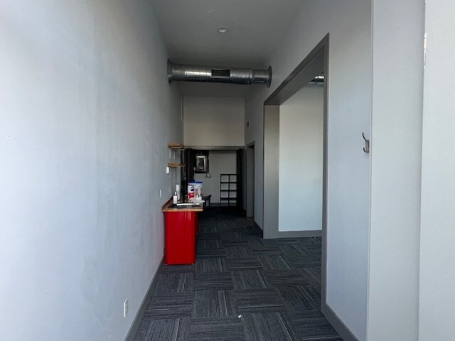 927 Columbia Ave W, Battle Creek, MI à louer - Photo intérieure – Image 3 sur 4