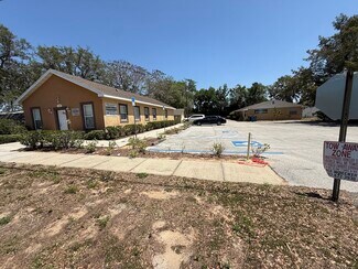 Plus de détails pour 103 Escambia Ave, Davenport, FL - Bureau à vendre