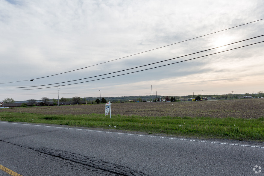 US Route 250, Ashland, OH à louer - Photo principale – Image 1 sur 3