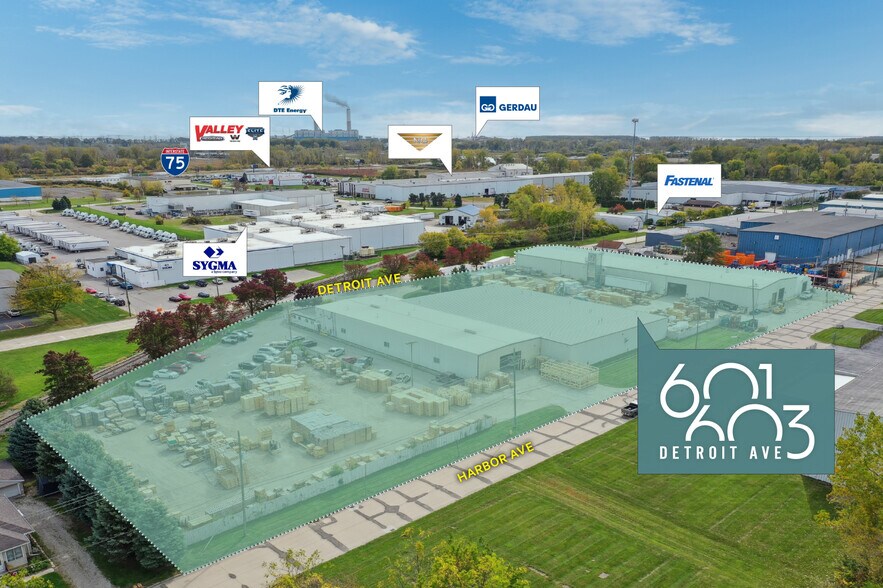 601 Detroit Ave, Monroe, MI à vendre - Photo de l’immeuble – Image 2 sur 11