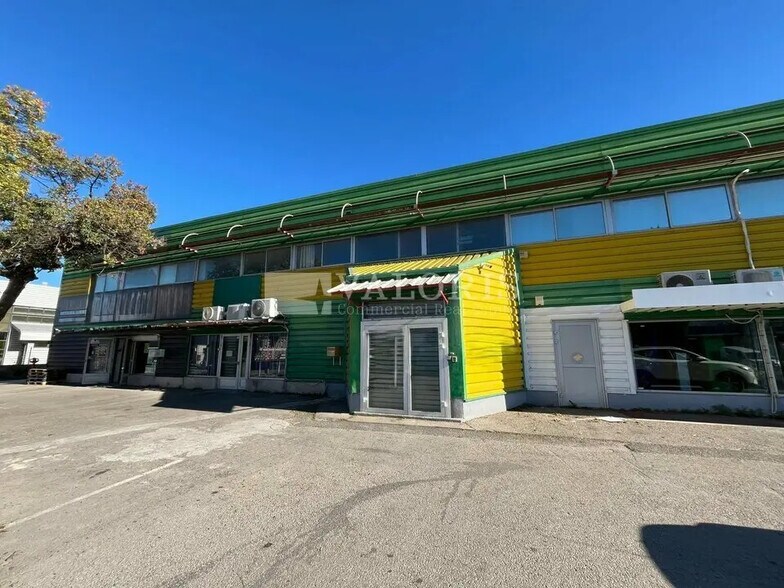 Bureau dans Marignane à louer - Photo de l’immeuble – Image 1 sur 13