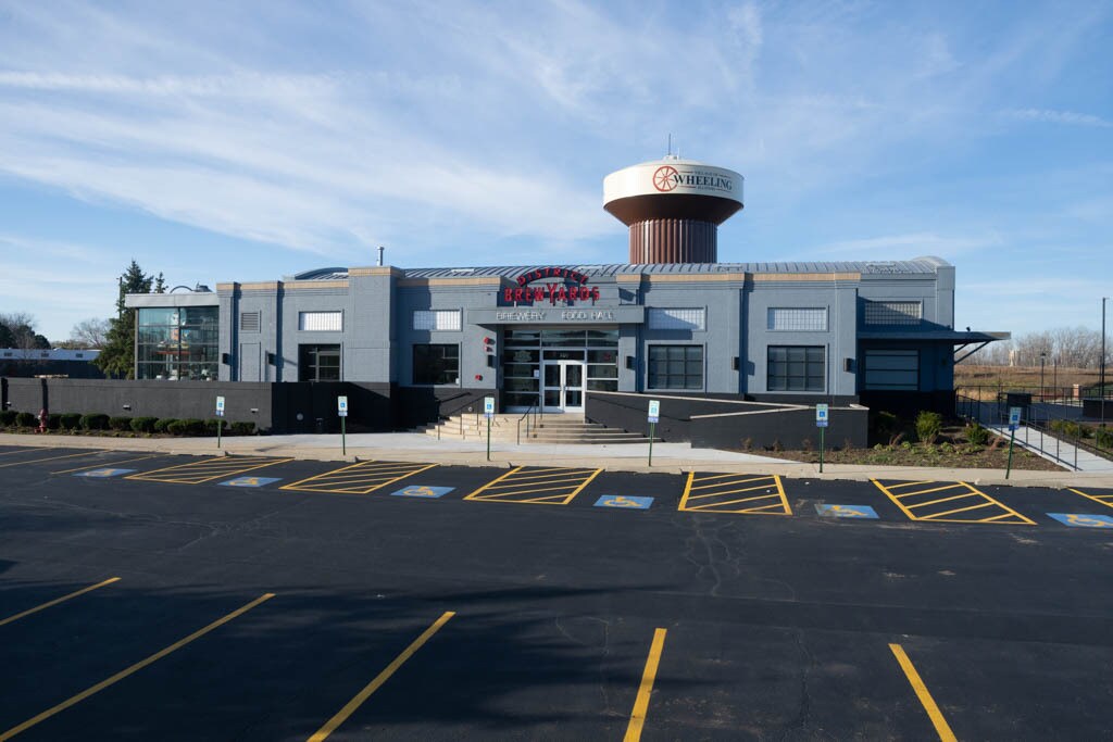 700 N Milwaukee Ave, Wheeling, IL à vendre Photo de l’immeuble– Image 1 sur 10