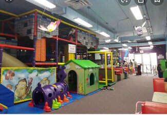 Plus de détails pour 2955 Coney Island Ave, Brooklyn, NY - Local commercial à louer