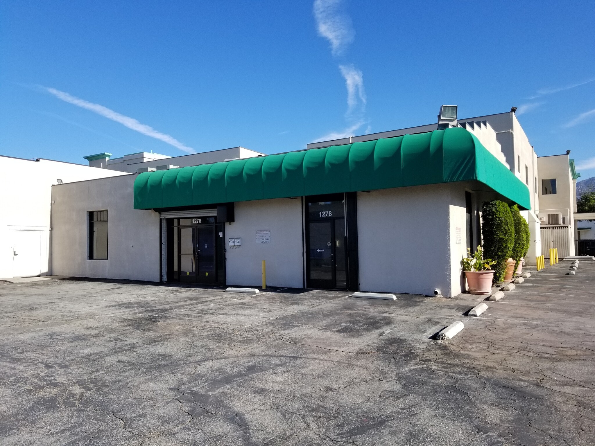 1252-1278 E Colorado Blvd, Pasadena, CA à louer Photo de l’immeuble– Image 1 sur 8