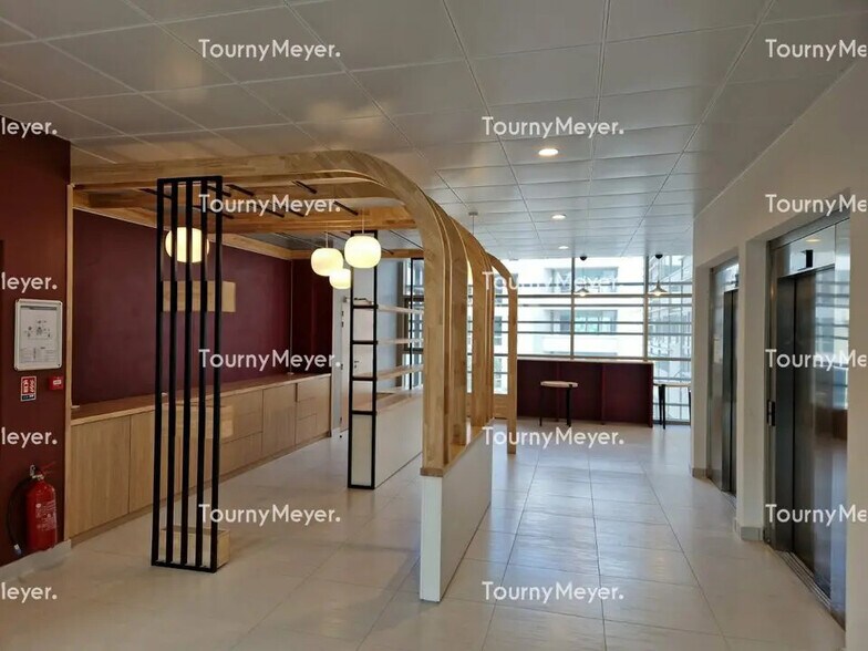 Local commercial dans Montpellier à louer - Hall d’entrée – Image 2 sur 9