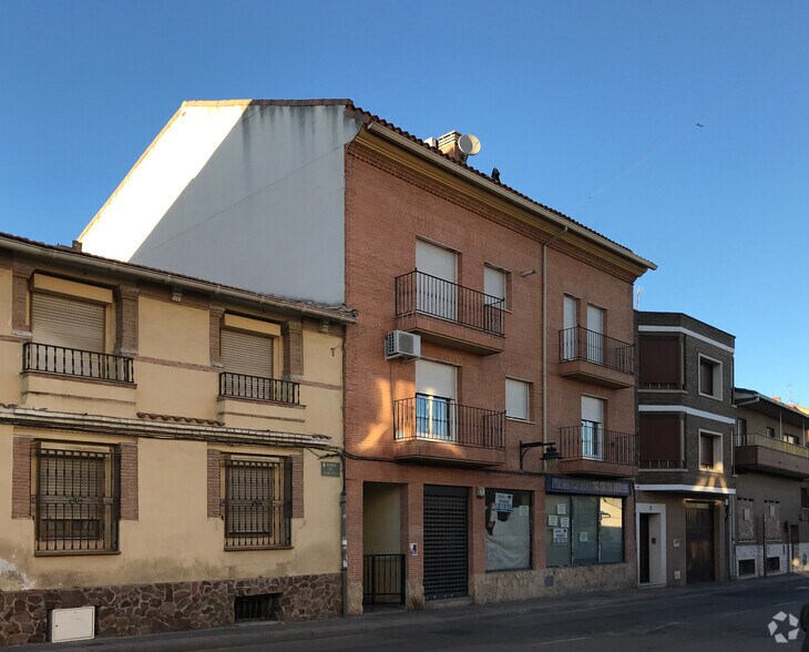 Immeuble residentiel dans Ciempozuelos, Madrid à vendre - Photo de l’immeuble – Image 2 sur 2