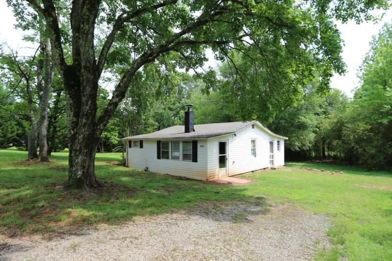 430-440 Milford Church Rd, Taylors, SC à louer - Photo de l’immeuble – Image 2 sur 7