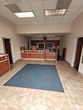 800 W Harris St, Eureka, CA à louer Photo intérieure– Image 2 sur 3