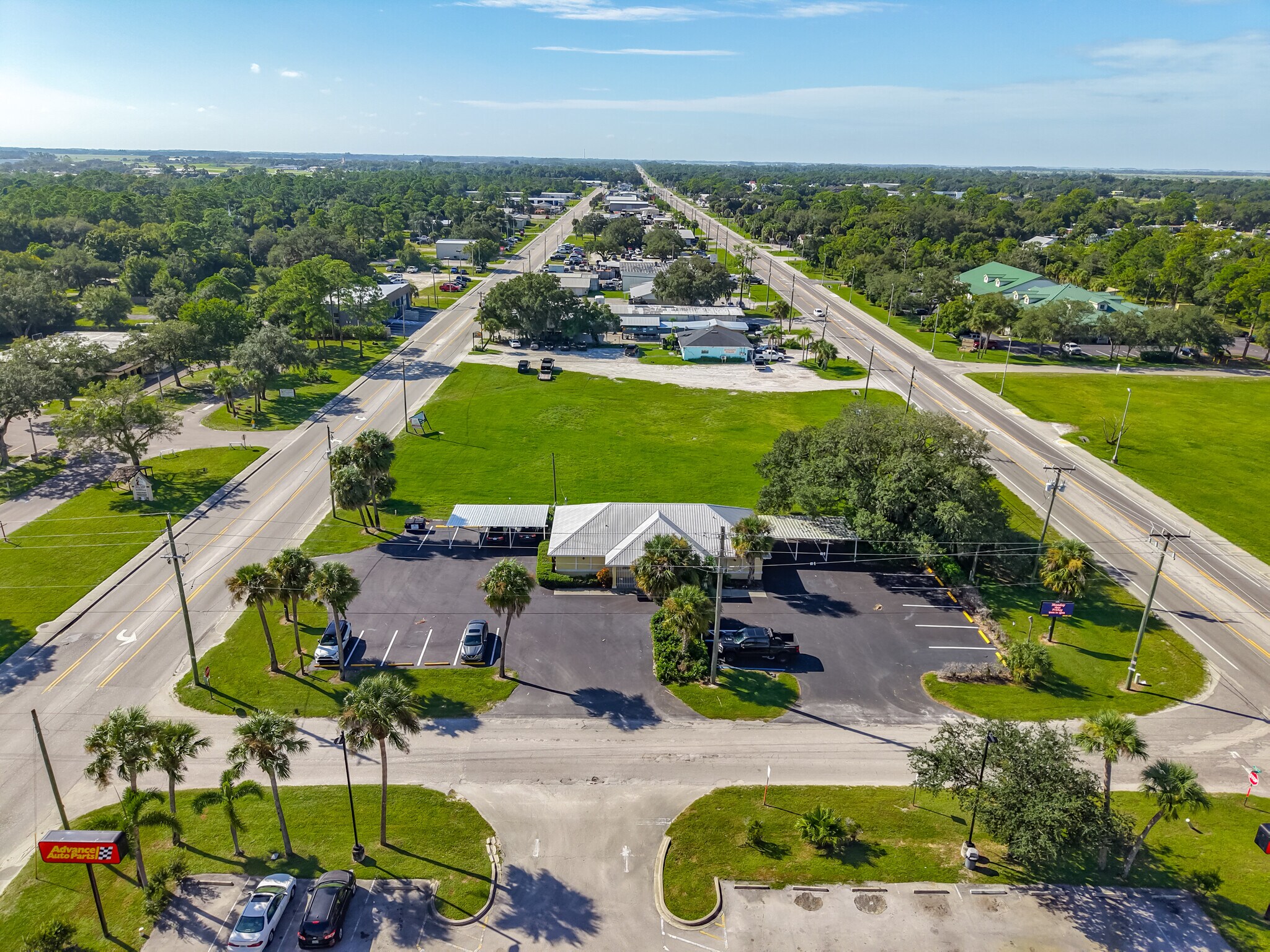 45 Bryan Ave, LaBelle, FL à vendre Photo de l’immeuble– Image 1 sur 40