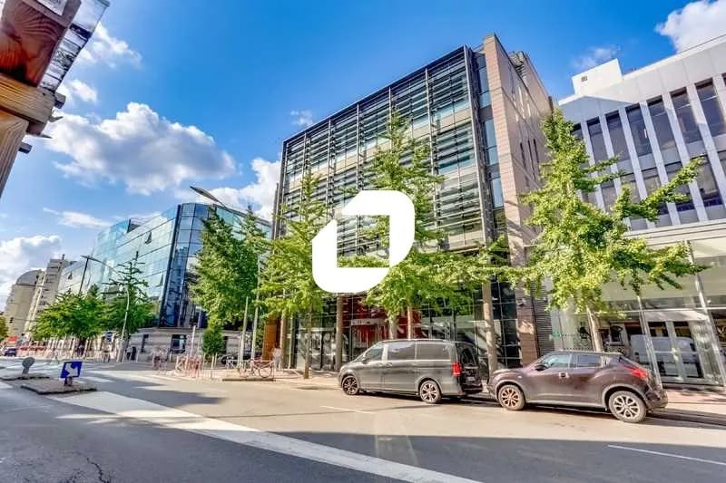 15-21 Rue Louis Lejeune, Montrouge à louer - Photo de l’immeuble – Image 1 sur 25