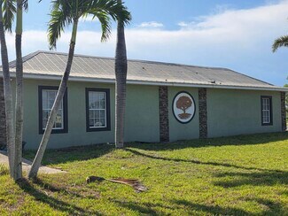Plus de détails pour 4811 S Del Prado Blvd, Cape Coral, FL - Bureau à louer