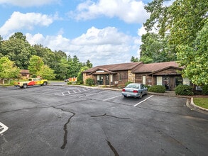 141 Glenn Bridge Rd, Arden, NC à louer Photo intérieure– Image 2 sur 12