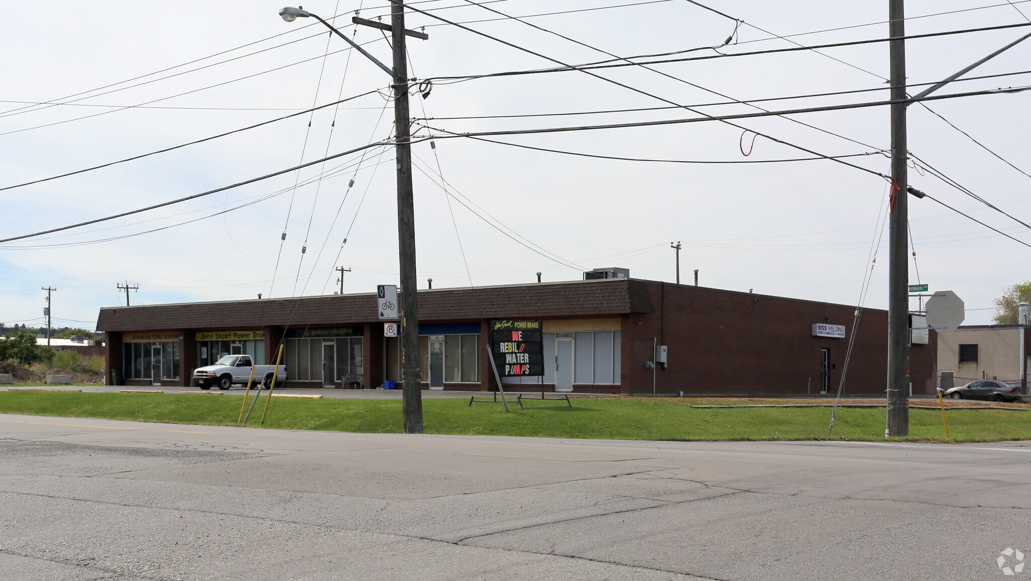 353 Millen Rd, Hamilton, ON à vendre Photo principale– Image 1 sur 4