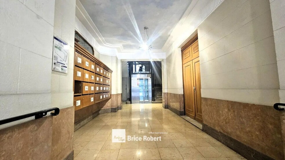 88 Boulevard Des Belges, Lyon à louer - Hall d’entrée – Image 2 sur 6