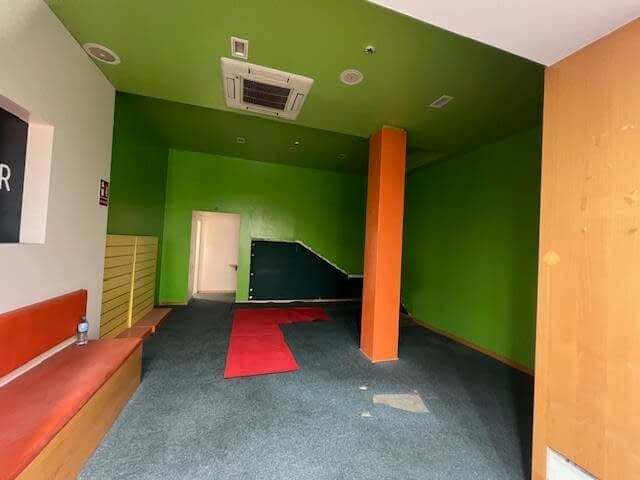 Local commercial dans Sabadell, Barcelona à louer Photo intérieure– Image 1 sur 5