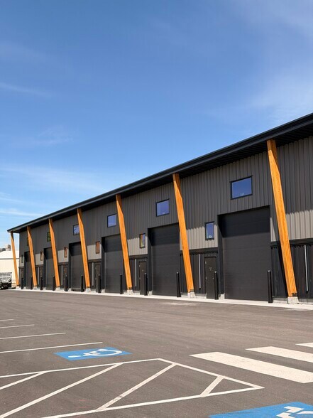 4962 S 3300 W, Rexburg, ID à louer - Photo de l’immeuble – Image 3 sur 27