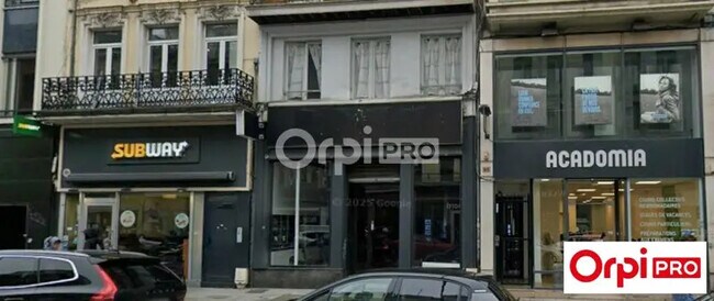 Plus de détails pour Local commercial à louer